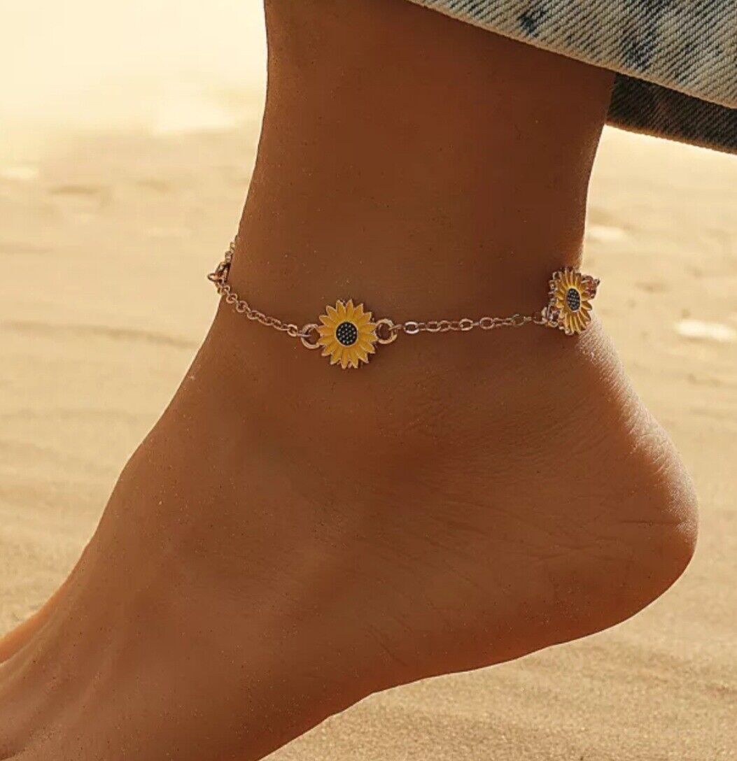 Gold Sunflower Embedded Anklet